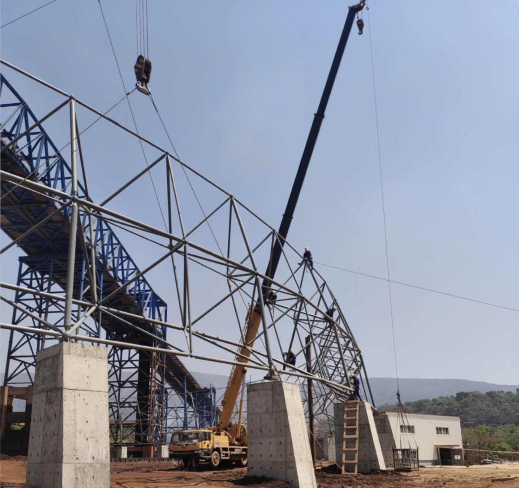 Siping Senior High — Wind & Rain Playground